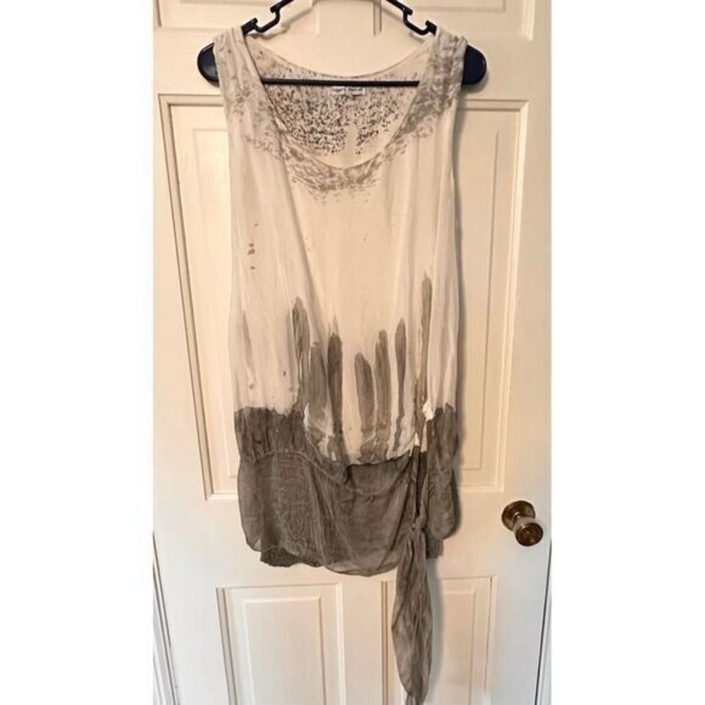 Tempo Paris Cream and Gray Maxi Dress